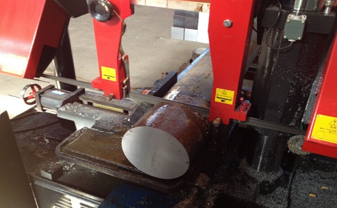 西塞山卧式带锯床加工时出现明显振荡如何排查？